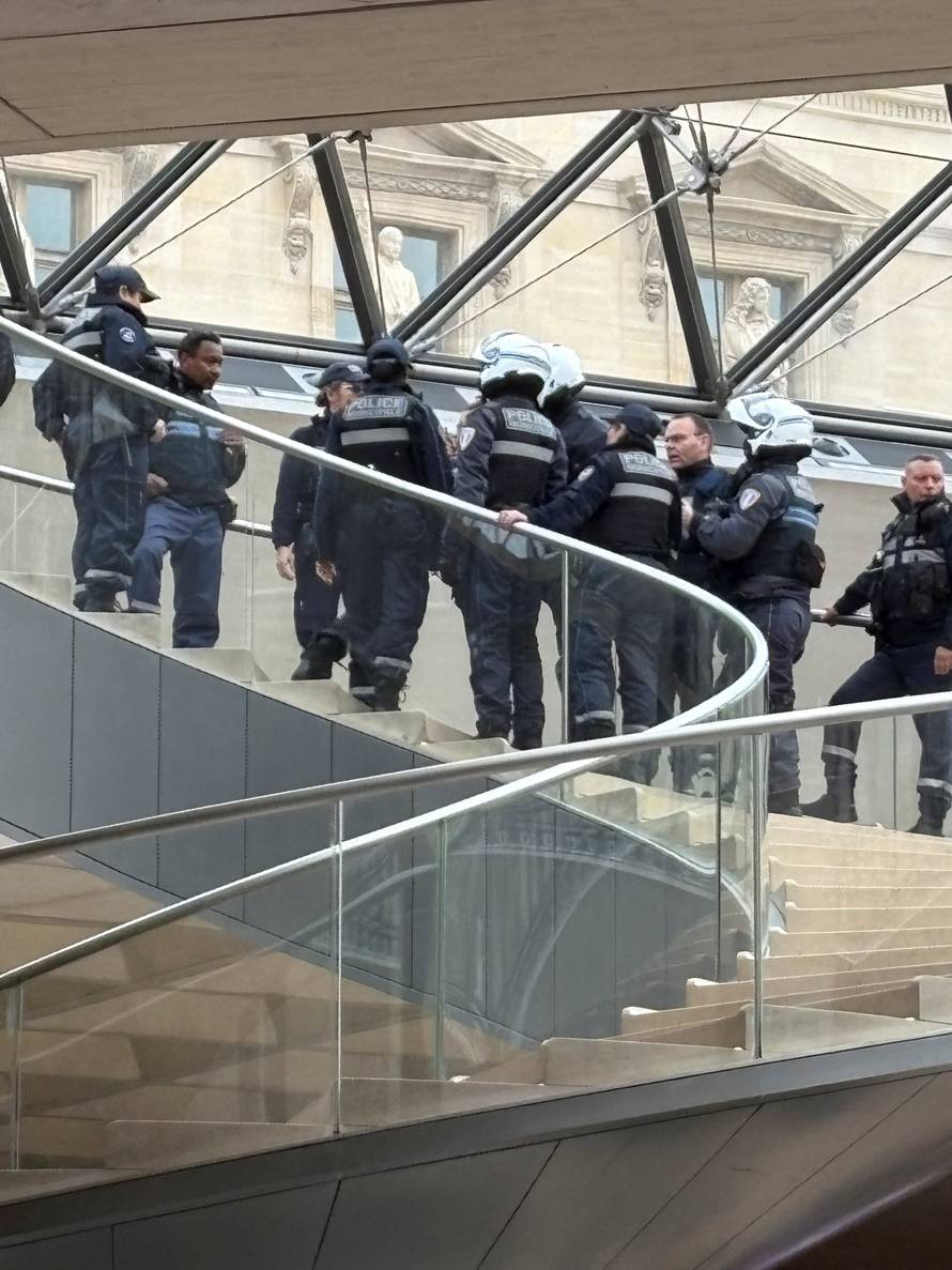 Thieves steal priceless jewels from Paris' Louvre in brazen daylight heist