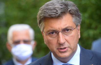 Plenković o kalkuliranom riziku ulaska u turističku sezonu: 'Taj potez bio je mudar i opravdan'