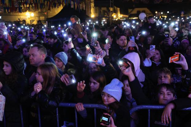 Miach i Grše održali koncert u sklopu 200. Samoborskog fašnika