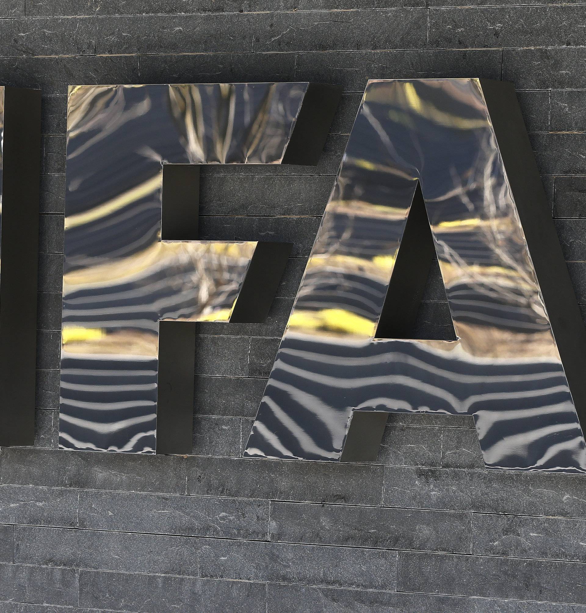 Pao je još jedan: Fifa doživotno izbacila  bivšeg dopredsjednika