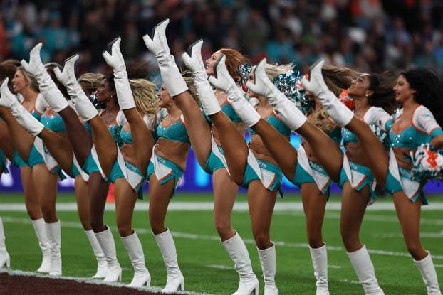 NFL - Miami Dolphins v Washington Commanders