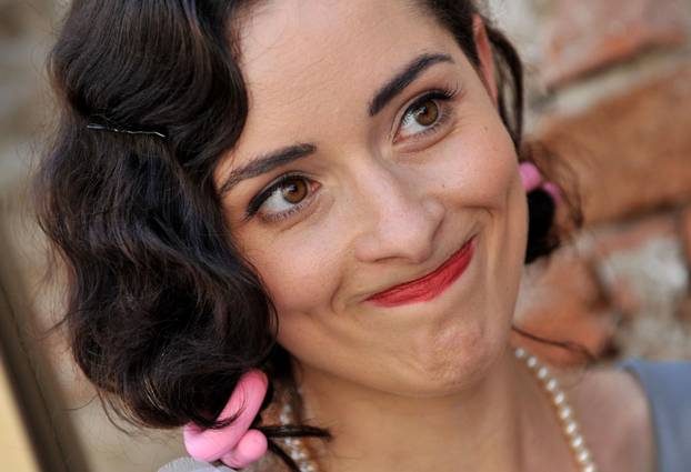 ARHIVA - Karlovac: 18.7.1979. ro?ena glumica Zrinka Cviteši?