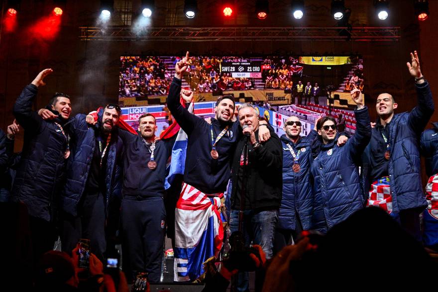 Repovi do&ccaron;eka razdora: Zbog do&ccaron;eka sti&zcaron;e 14 komunalnih prijava, ali i ocjena ustavnosti