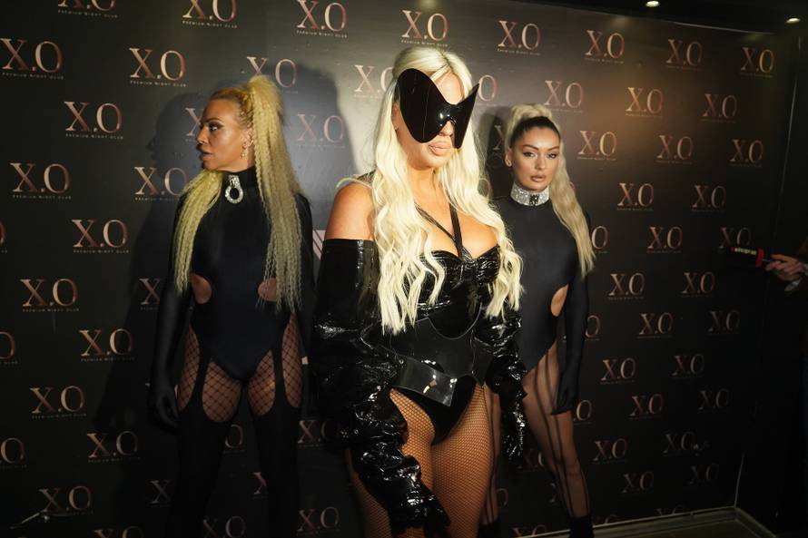 Beograd: Jelena Karleuša za doček pravoslavne Nove godine nastupila u klubu X.O.