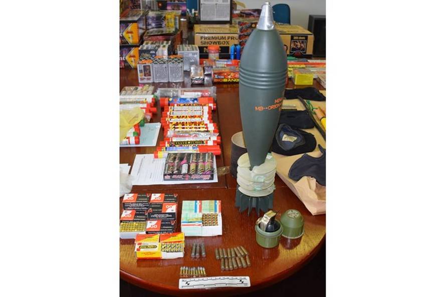 Policija pretresla kuće uhićenih navijača koji su pjevali ustaške pjesme: Evo što su im pronašli