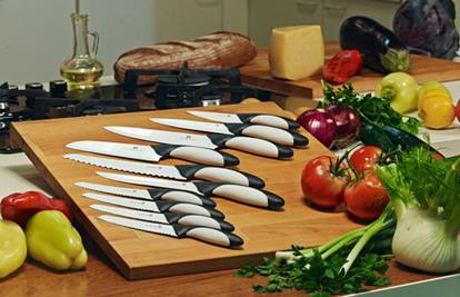 Vrhunski keramički nož šefa kuhinje po nevjerojatnoj cijeni