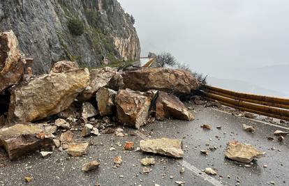 Vrgorčani su bijesni zbog novih odrona: 'Strah nas je uopće voziti. Netko će poginuti...'