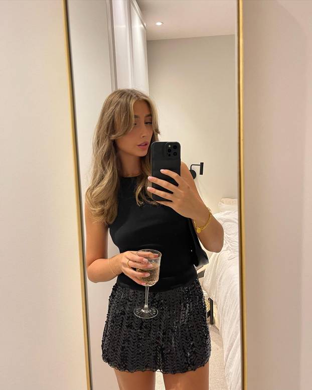 FOTO 18+ glumica optužila bivšeg igrača Chelsea: 'Slao mi je poruke kad je bio napaljen'