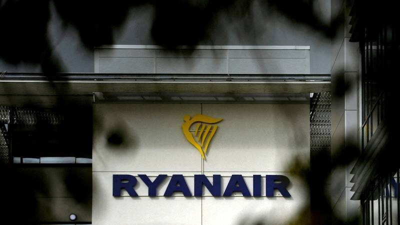 Ryanair se je zavezal k odpravi prevelike prtljage in napovedal bonuse za osebje