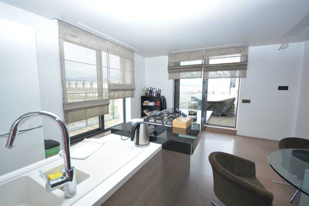 FOTO Netko u Zagrebu prodaje stan za gotovo 3 milijuna eura! Pogledajte što je sve u cijeni...