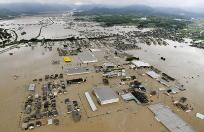 Najmanje 64 poginulih nakon jakih kiša i poplava u Japanu