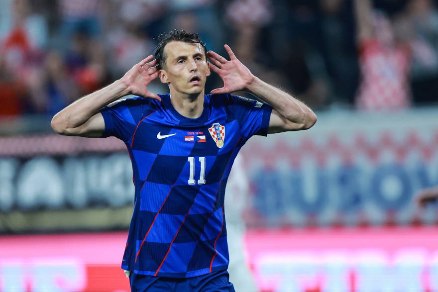 &Scaron;panjolci: 'Vatreni' nikad nije odbio fotku i veliki je gospodin, a ispod dresa nosi papin lik...
