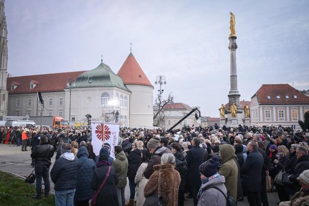 Zagreb: Nadbiskup Dražen Kutleša predvodio misu na  blagdan bl. Alojzija Stepinca