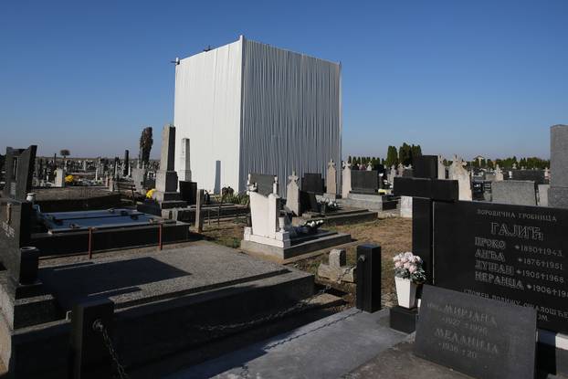 Na mjesnom groblju u Borovu mauzolej Vukašinu Šoškoćaninu je ograđen te će biti uklonjen