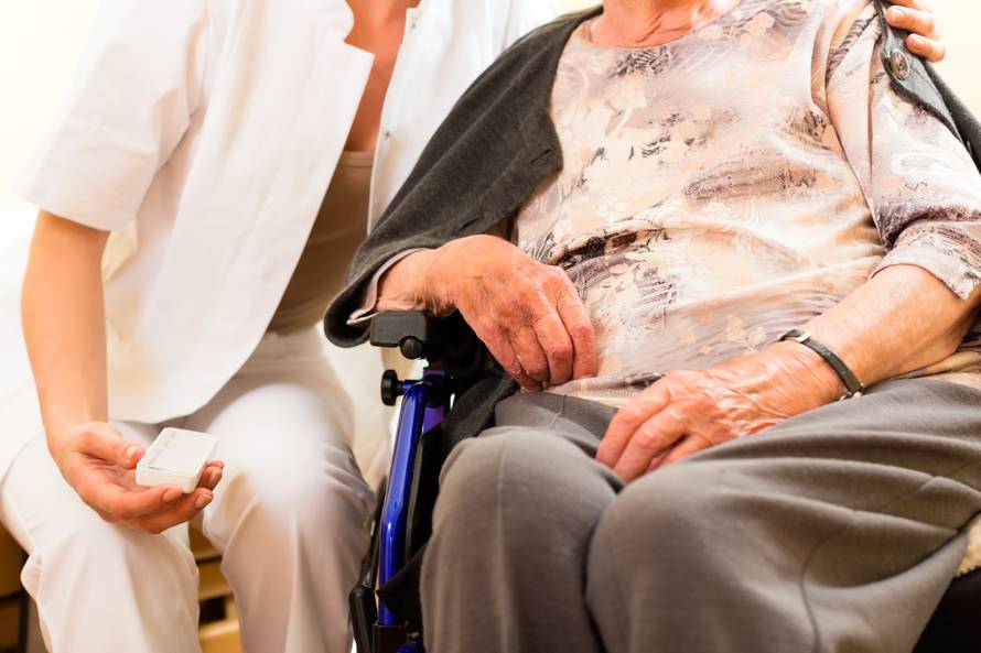 Za domove za starije: HZJZ dao upute za suzbijanje zaraze