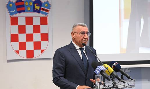FOTO Održali komemoraciju za generala Rosu. Gotovina ganuo sve emotivnim govorom