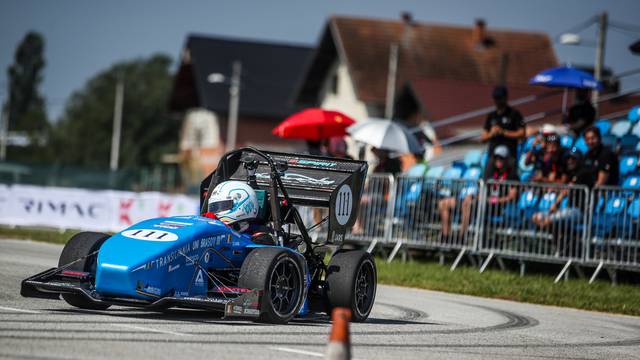 Zagreb: Na Mičevcu se održava Formula student Alpe Adria natjecanje