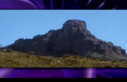 Tvrde da u stijeni 'Red Rock' vide lik Isusa Krista