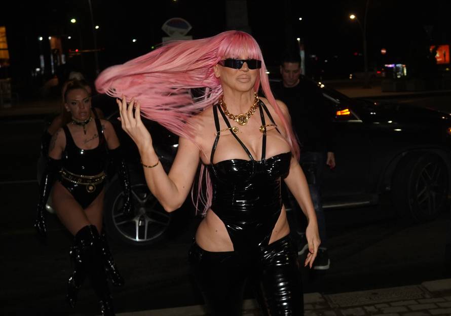 Beograd: Jelena Karleuša nastupila je u no?nom klubu Casino