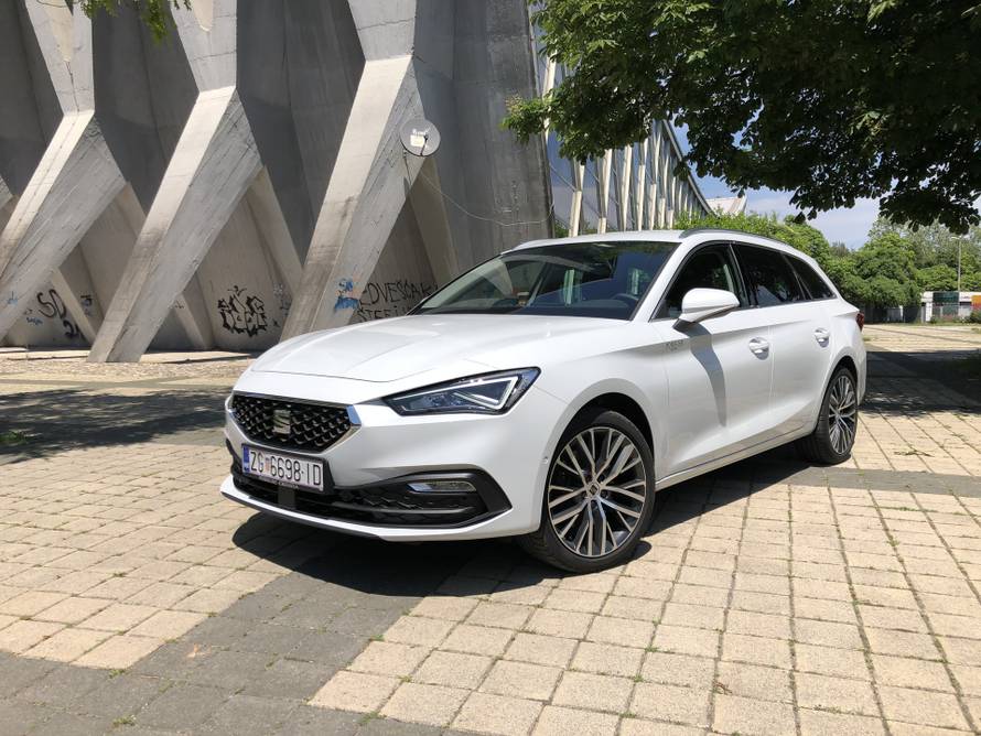 Izuzetno prostrani karavan s dobrim starim TDI motorom