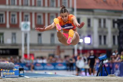 FOTO Ovo ima samo u Zagrebu! Pogledajte spektakularne kadrove s Trga bana Jelačića