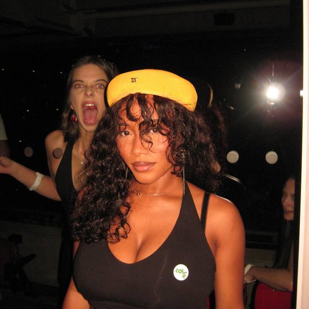 FOTO Arsenalovac osvojio njeno srce prije Premiershipa. Kupio i prsten koji vrijedi bogatstvo