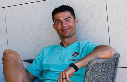 Cristiano Ronaldo opet je zbunio fanove s nalakiranim noktima