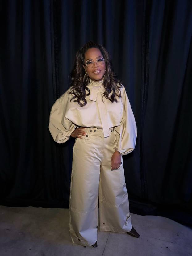FOTO Oprah Winfrey izgubila preko 30 kila! Evo koja je tajna njezine besprijekorne linije