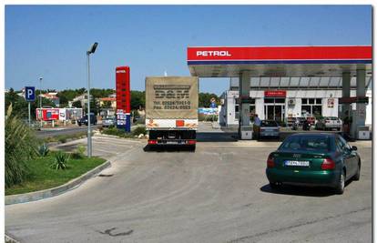 Slovenski Petrol očekuje pad prodaje od 15 posto