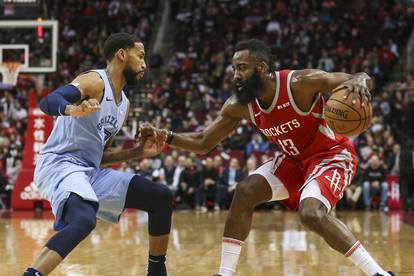 Harden 57, a Davis 46 poena! Boston izgubio treću zaredom