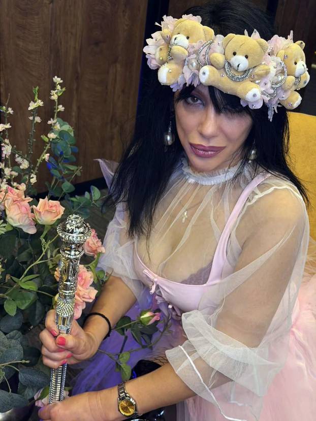 FOTO 'Srpska Lady Gaga' stiže u Zagreb: 'Volim sve što je tvrdo'