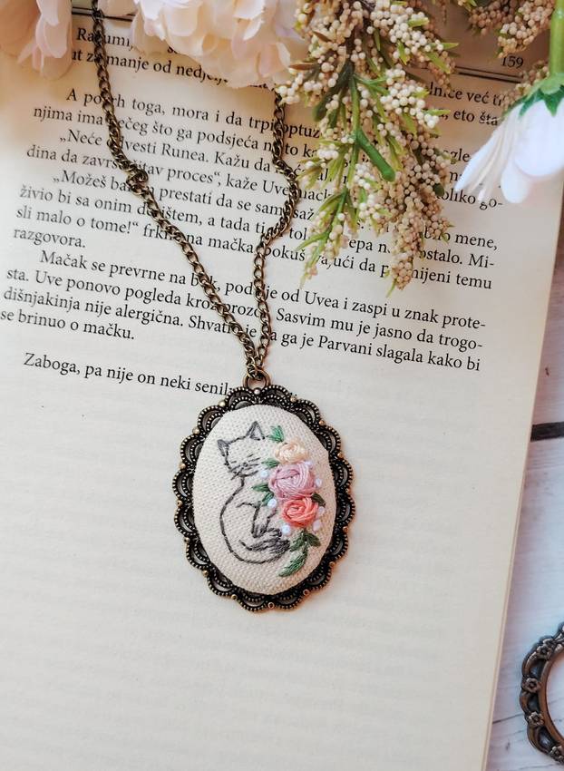 FOTO Samantini vezovi su hit: Ljudi ih naručuju za vjenčanja, bebu i prvi Božić u braku...