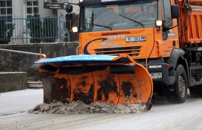 Ako putujete, autom, busom ili pod rotirkama pazite na sebe