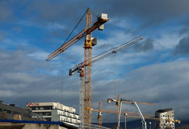 Zagreb: Građevinske dizalice na Črnomercu