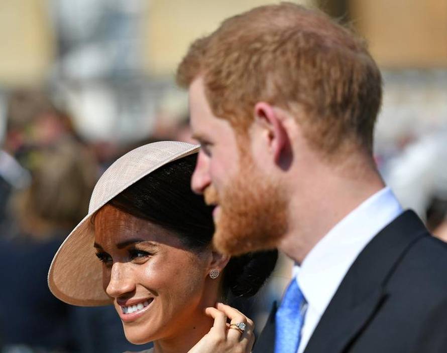 Obitelj Markle i dalje sramoti Meghan: 'Harry je pravi slabić'