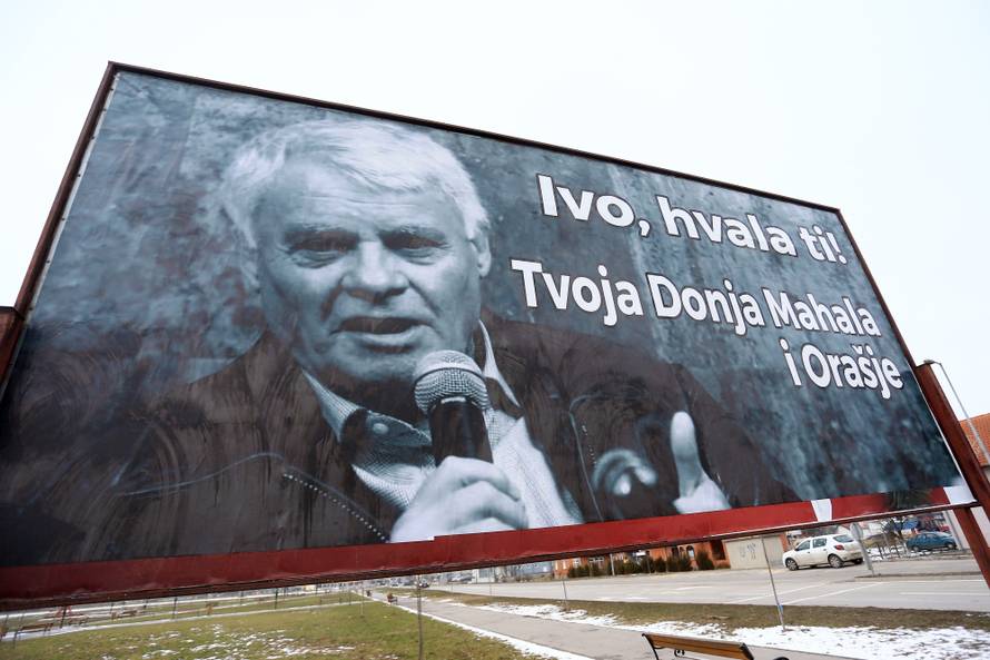 Cijeli kraj plakao na pogrebu: Kum Schmidt nosio mu je križ