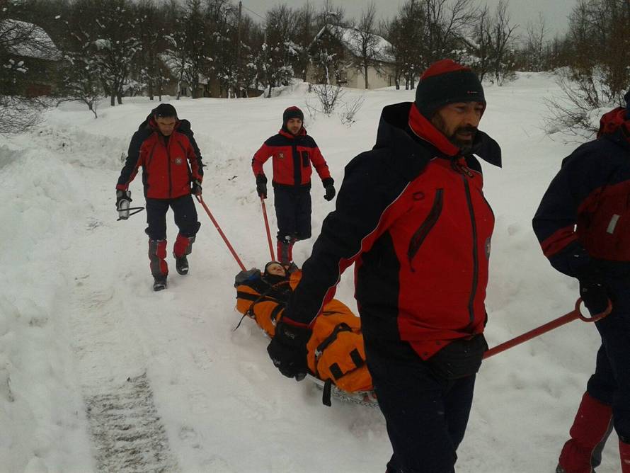 Hrvati velikog srca: Baki grade kuću, dječaka šalju na liječenje