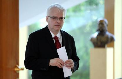 Josipović: Da sam ja u poziciji kao Merzel dao bih ostavku