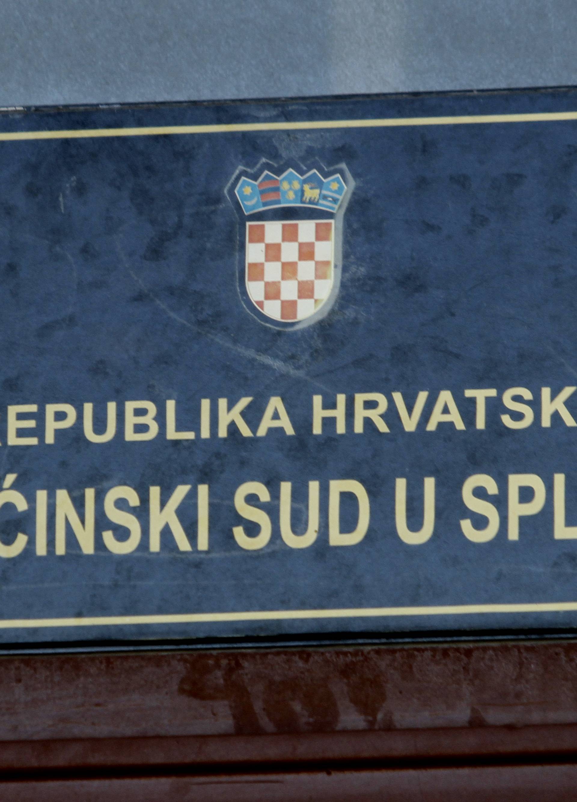 Gusti dim sukljao kroz prozore: Požar u sudnici splitskog suda