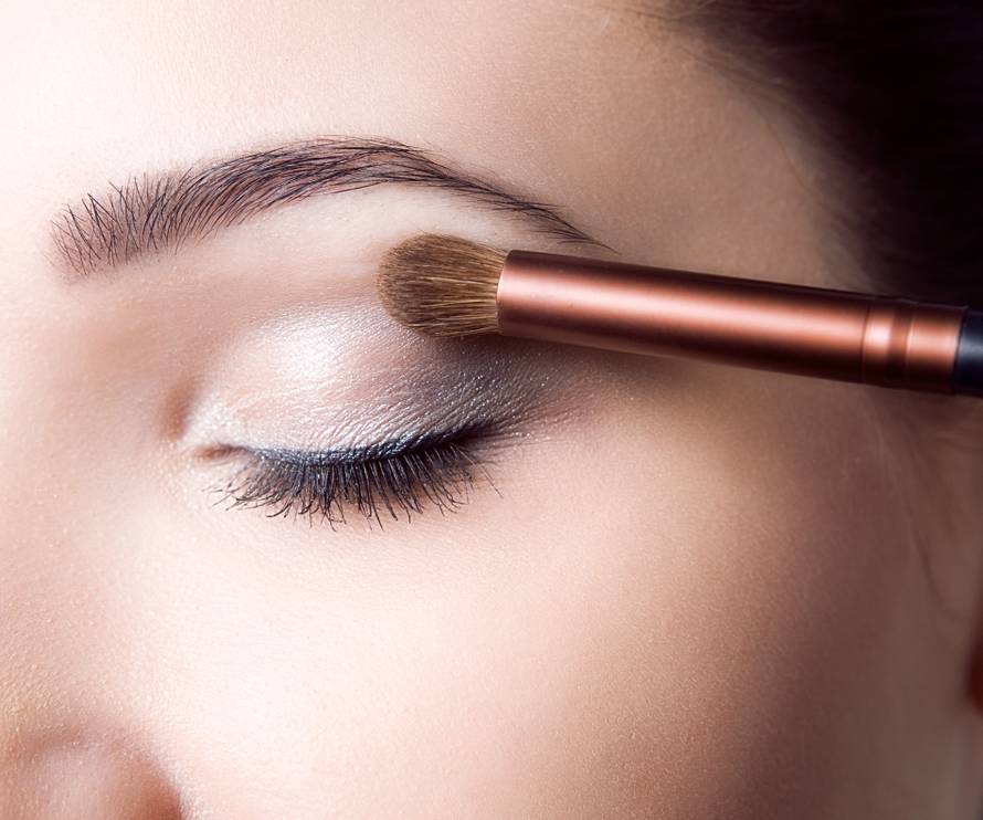 Greške u šminkanju koje žene iznad 40 godina ne smiju raditi