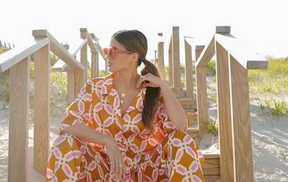 Sunčana formula: Hipi pidžama-odijelo i naočale boje konjaka