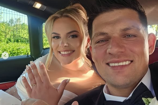 FOTO Nina Martina iz &Zcaron;ivota na vagi pohvalila se fotkama sa svadbe: Postali smo mu&zcaron; i &zcaron;ena