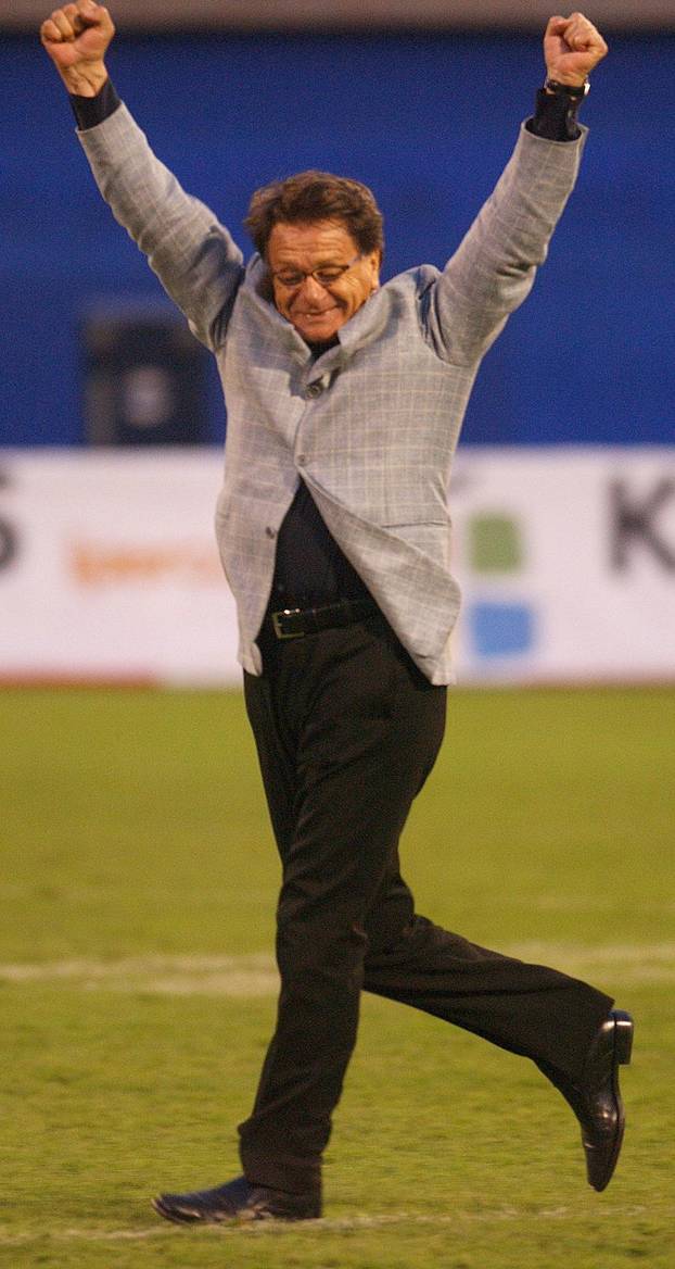 Zvonimir Boban oprostio se od nogometa revijalnom utakmicom na stadionu Maksimir, 07.10.2002.