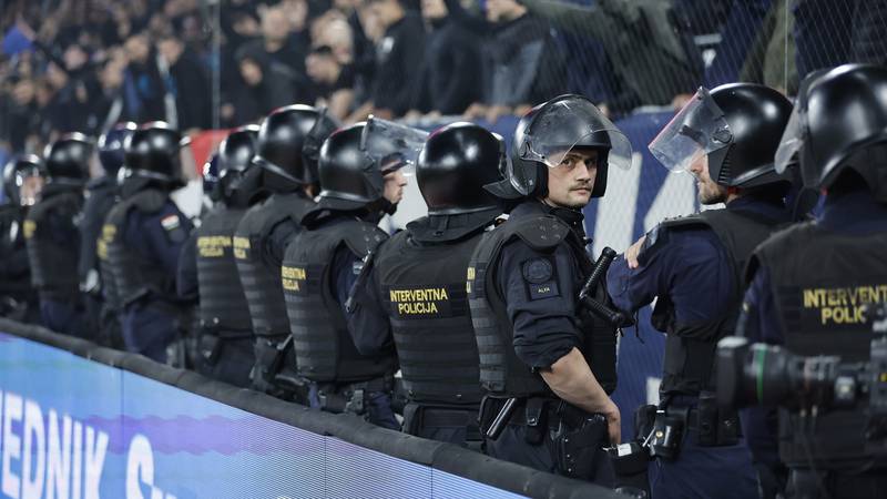 Finale Kupa obilježili sukobi navijača i gomila pirotehnike, policija objavila detalje