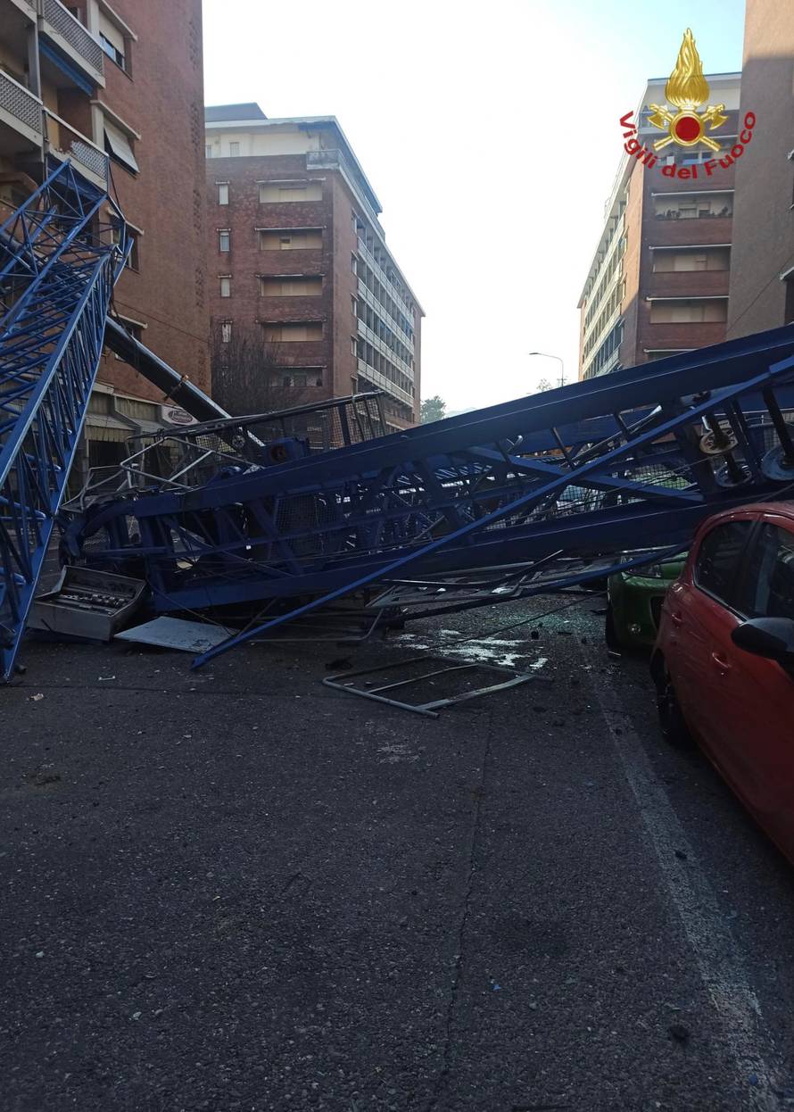 Stanovnici Torina u šoku: 'To je mogao biti masakr! Stanica za bus je tu, a ljudi idu i u poštu'