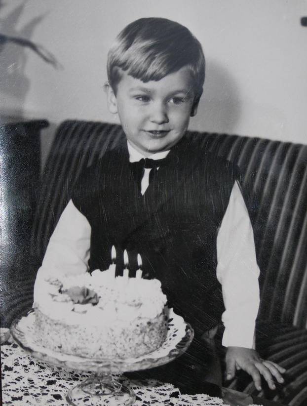 FOTO Novi-stari predsjednik:  Evo kako se Milanović mijenjao kroz godine.  Zvali su ga Basta...