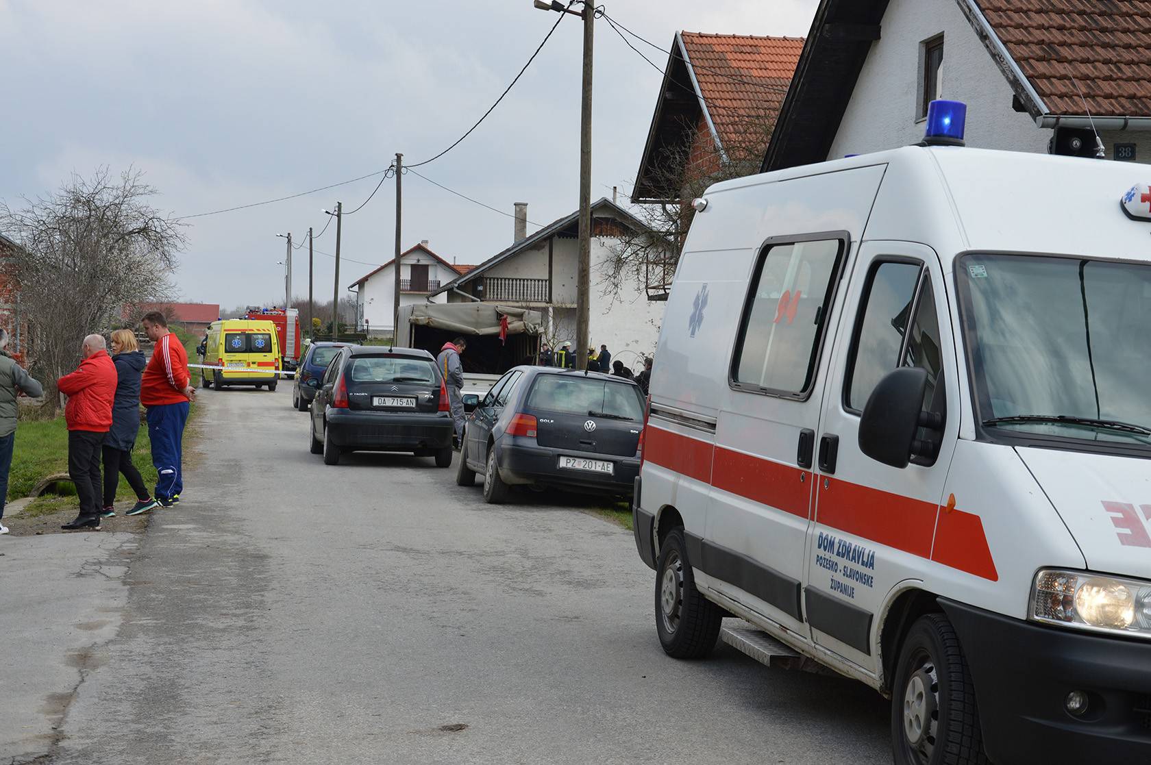 Tragedija: U požaru obiteljske kuće poginuli su majka i djeca