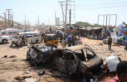 U Somaliji je u terorističkom napadu umrlo više od 70 ljudi