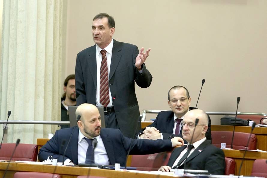 Policija traži očevice nesreće u kojoj je Stazić teško ozlijeđen