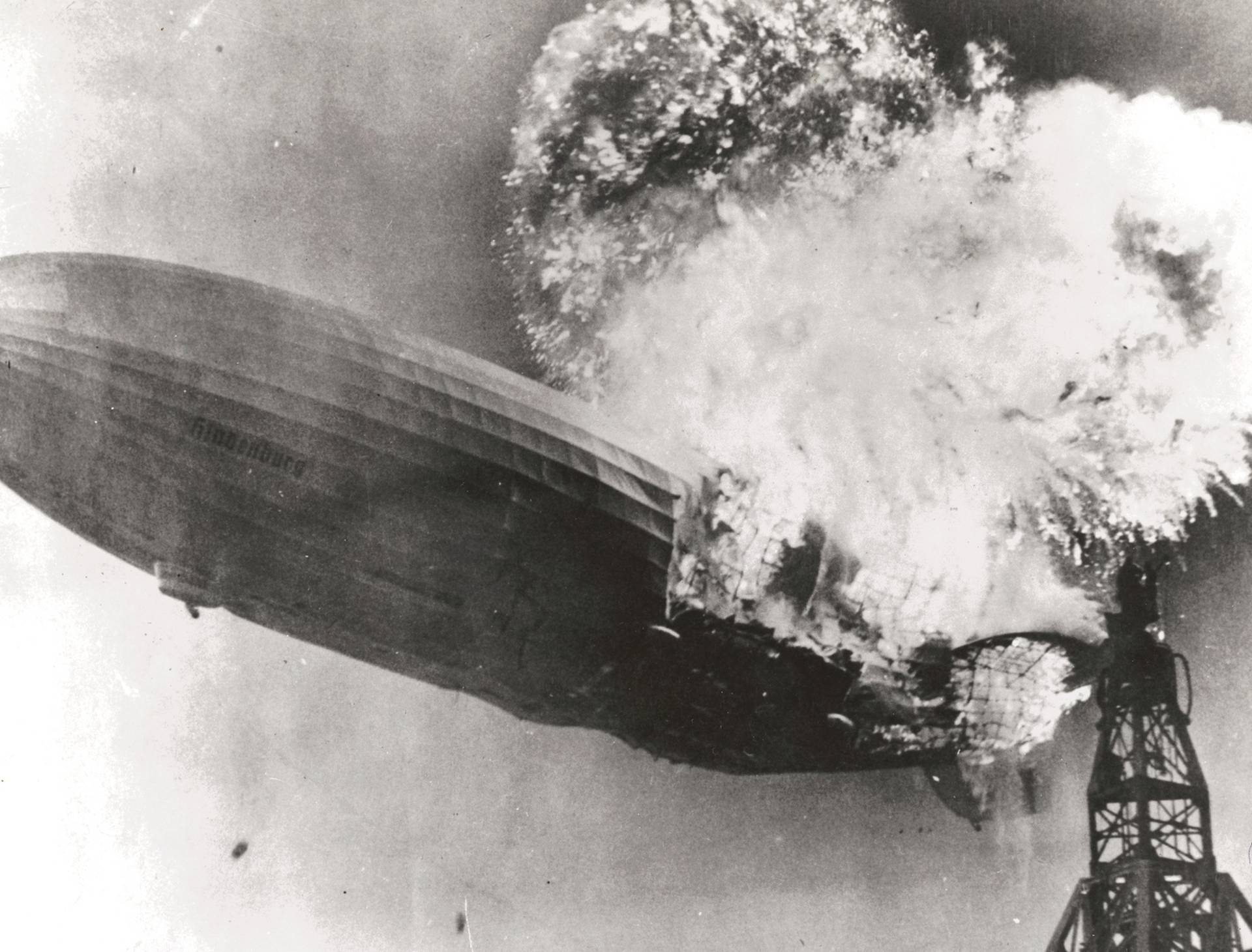 Hindenburg je bio tehnološko čudo, njegova tragedija označila je kraj ere za zračne brodove